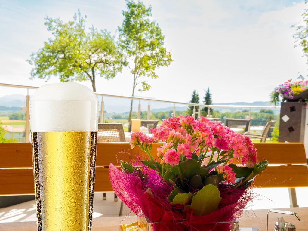 Siri's Einkehr Hotel Sankt Georgen im Attergau Luaran gambar