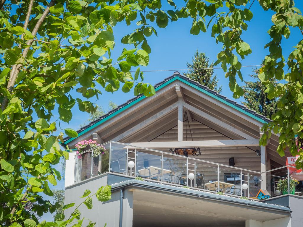 Siri's Einkehr Hotel Sankt Georgen im Attergau Luaran gambar